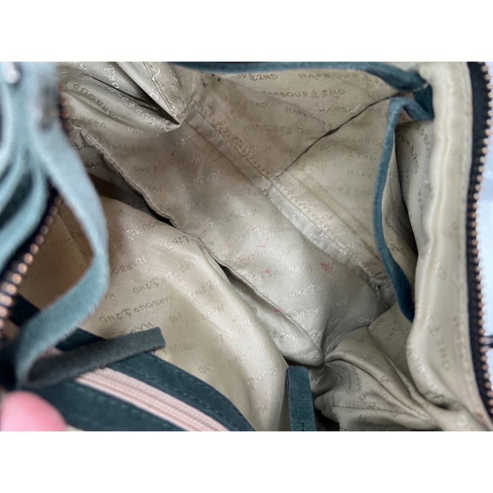 Harbour 2nd Green Suede Crossbody Bag Boho Guitar Strap Tassel Messenger - Picture 6 of 9